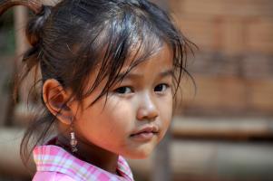 regard_du_Laos-Anne_Marie-MAGNE-OI-PAU.jpg
