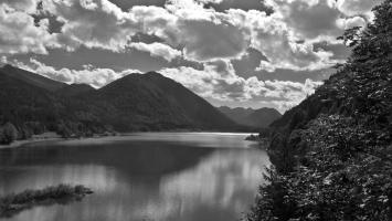 lac.jpg